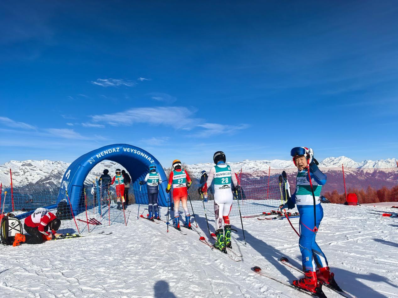 	��Ԫ��˫���������³� ̨���ѩ�����ٹ�